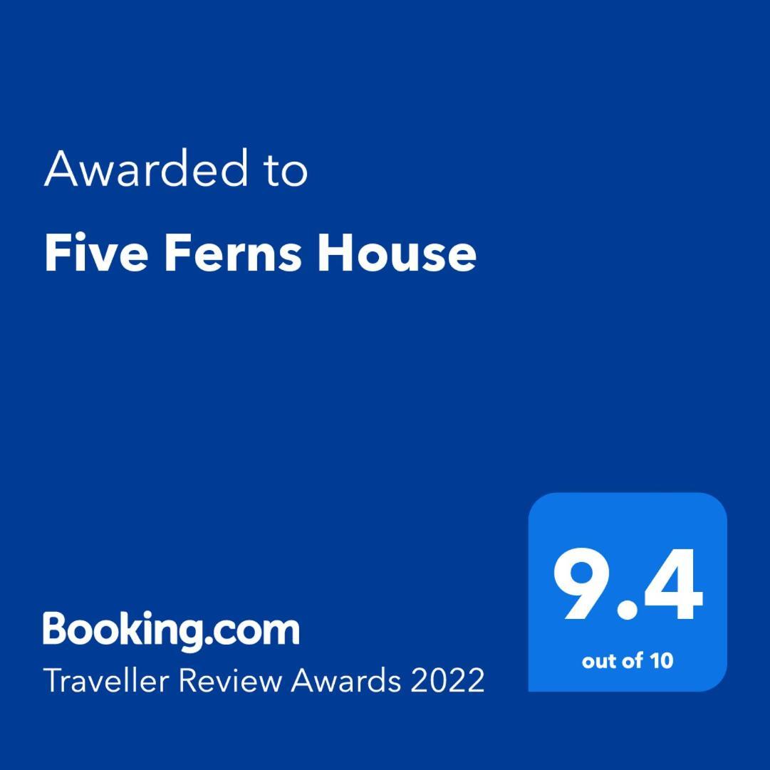 Five Ferns House Bed & Breakfast Westport Exterior photo